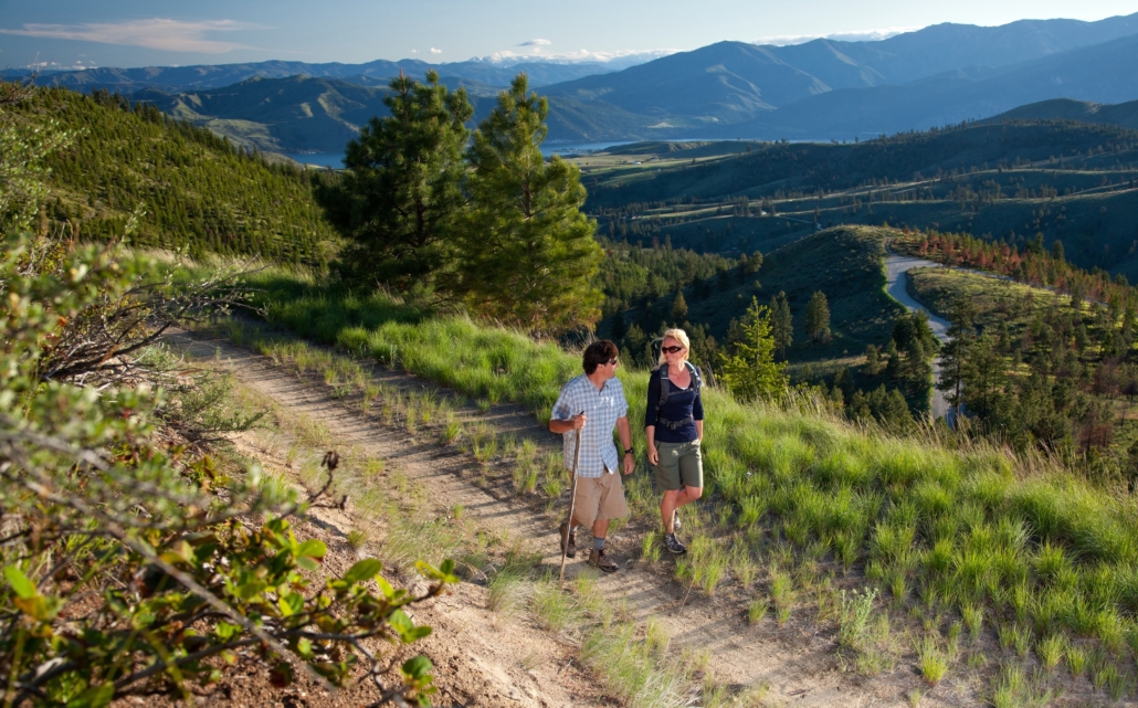 Hiking In Lake Chelan - Lake Chelan Chamber Of Commerce