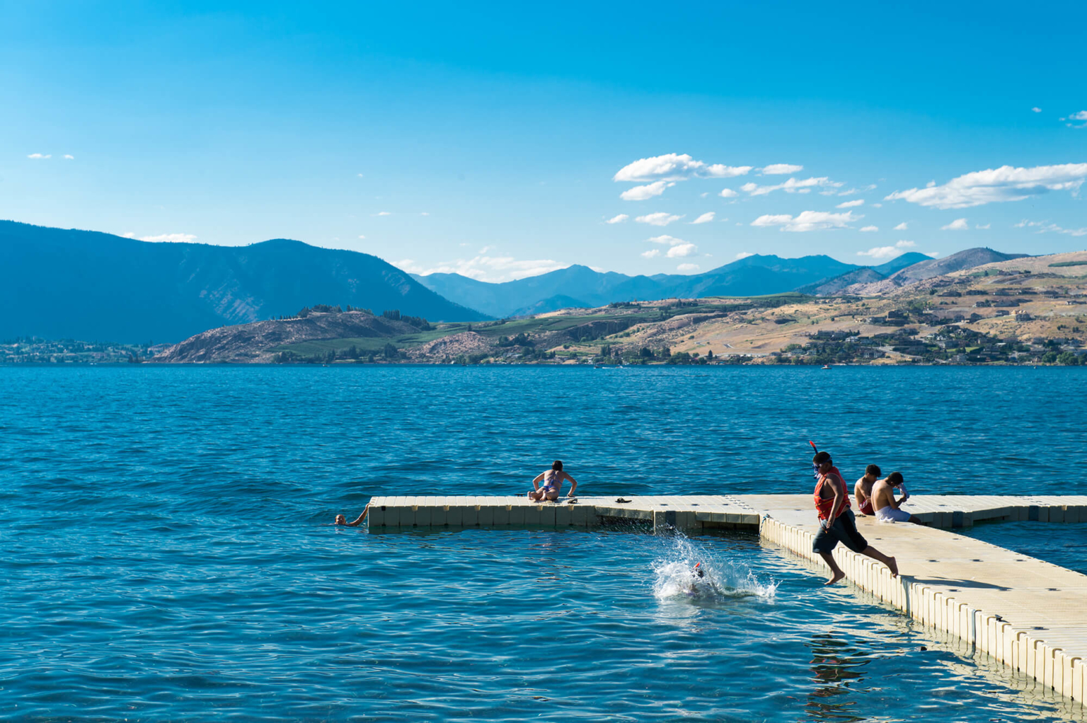 Top 4 Water Activities In Lake Chelan - Lake Chelan Chamber Of Commerce